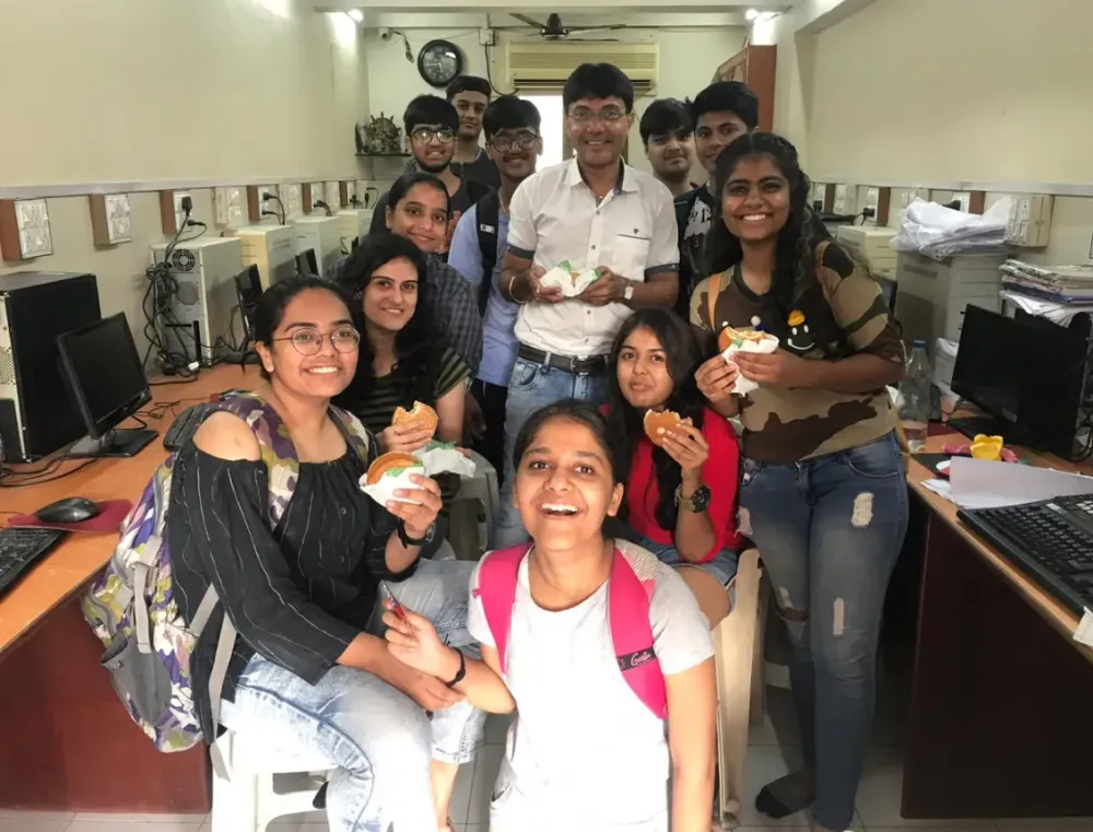 Celebrations - best-computer-classes-surat-board-success-classroom-cheer-citylight-surat