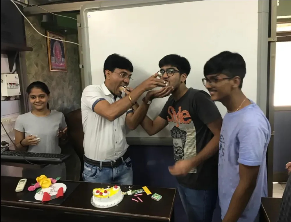 Celebrations - practical-computer-learning-result-celebration-success-wall-citylight-surat